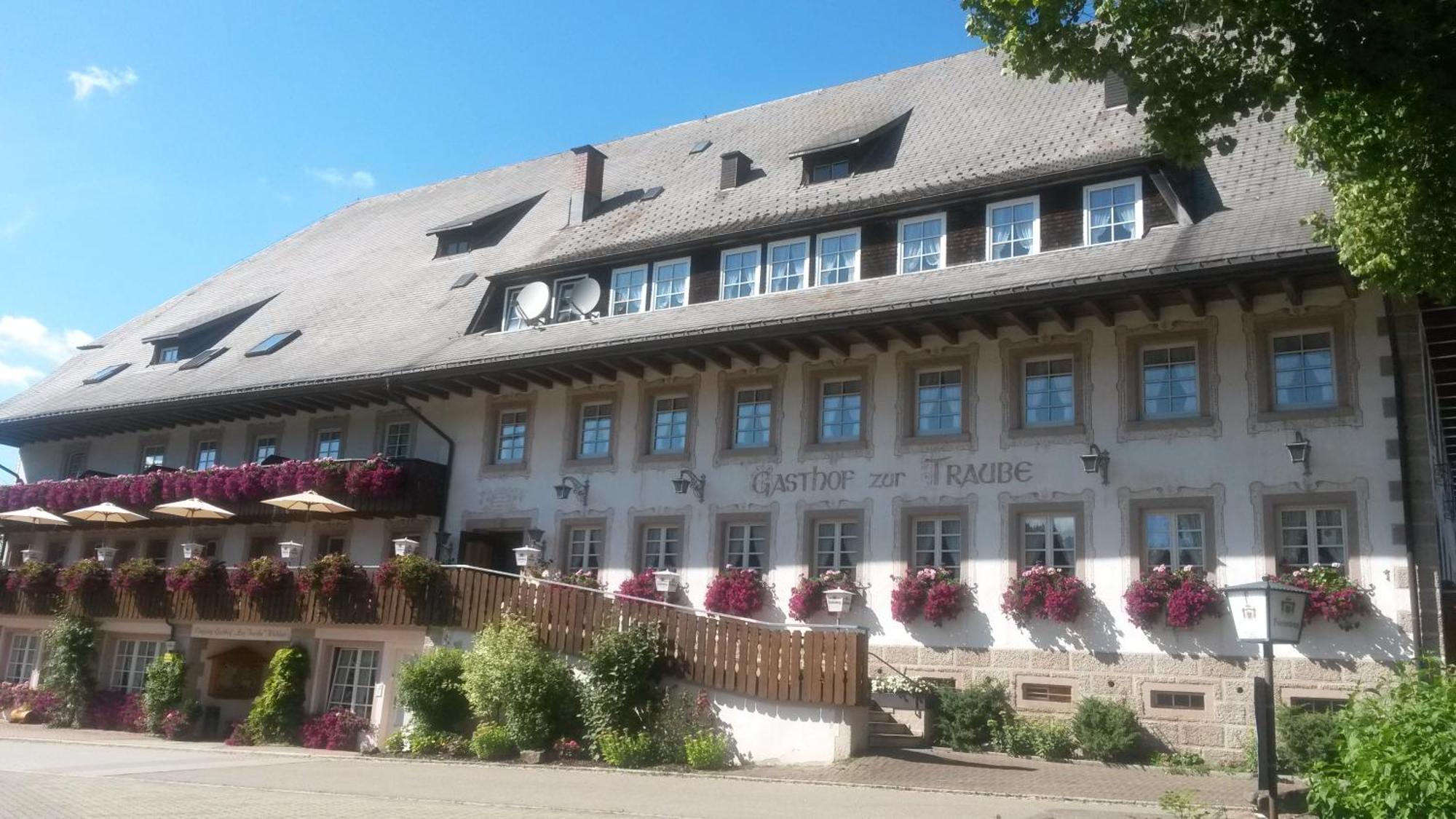 Zur Traube Schwarzwaldhotel & Restaurant Am Titisee Sankt Margen Exterior photo